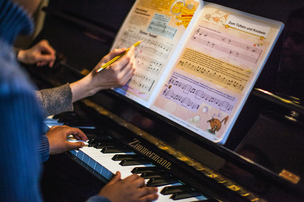 klavierunterricht-musikschule-gereon-koeln-proberaum-klavier-üben